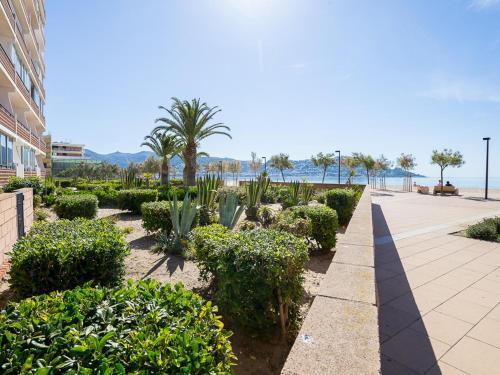 Apartamento Roses, 2 Dormitorios, 4 Personas - Es-228-117
