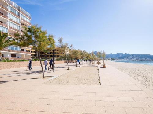 Apartamento Roses, 2 Dormitorios, 4 Personas - Es-228-117