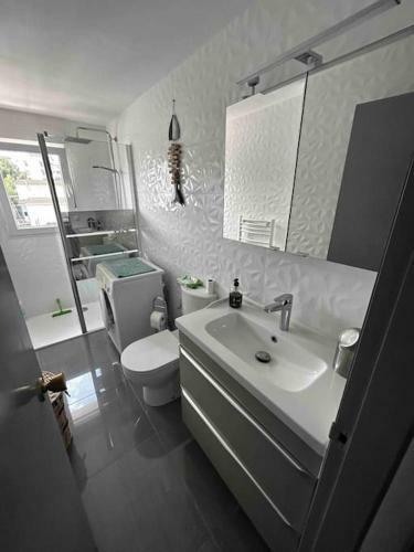 Maison Au Bord Du Canal !!!