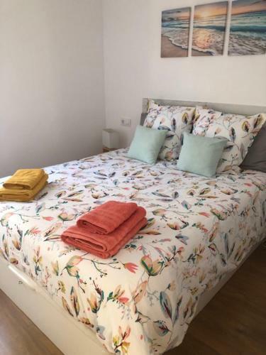 Apartamento Bahia Roses Centre