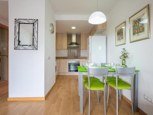 Apartamento Roses, 1 Dormitorio, 4 Personas - Es-228-95