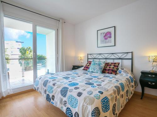 Apartamento Roses, 1 Dormitorio, 4 Personas - Es-228-95