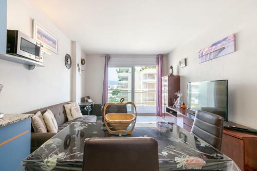 Apartamento Con Terraza Y Vista Piscina