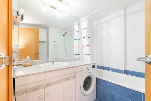 Apartamento Con Terraza Y Vista Piscina