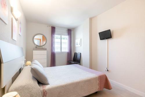 Apartamento Con Terraza Y Vista Piscina
