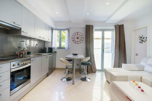 Apartamento Roses, Calm Ideal Family, Beach 200m