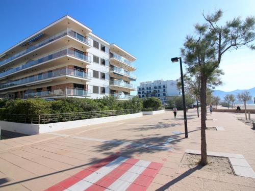 Apartamento Roses, 2 Dormitorios, 6 Personas - Es-228-124