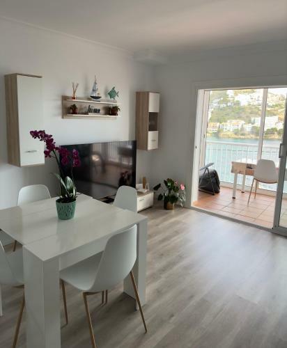 Apartamento Canyelles Playa
