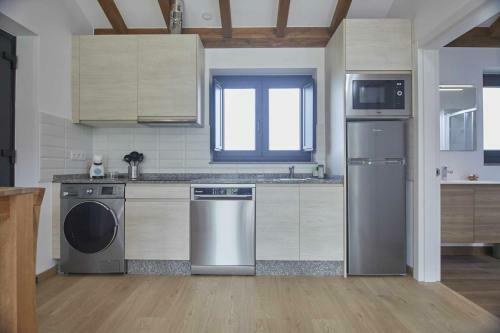 Apartamentos Tur�sticos A Galera Ribadeo