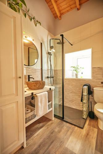 Casa Montse. Apartamentos Tur�sticos