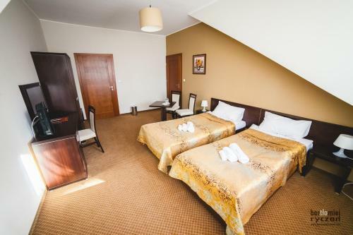 Hotel Pa?ac Paw?owice