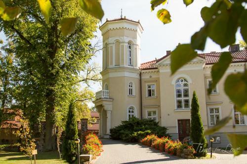 Hotel Pa?ac Paw?owice