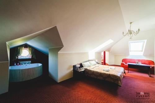 Hotel Pa?ac Paw?owice