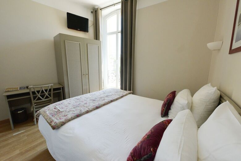 Villa Arena Hotel