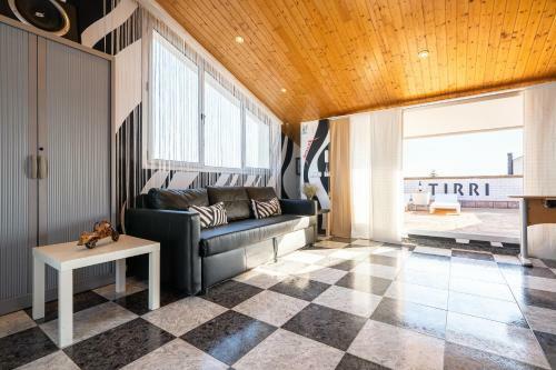 Villa Luxury Rock Tirri