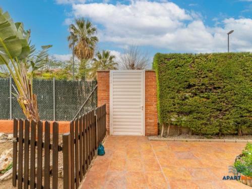 Apartbeach El Pinar Con Piscina Y Barbacoa