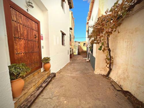 Sunset Mountain-view Villa With Garden & Pool