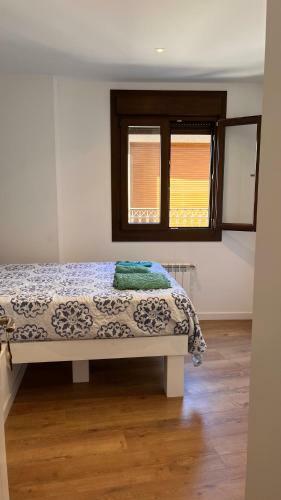 A De Juan - Tres Marias Apartments