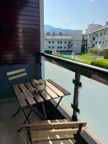 Acogedor Apartamento Con Piscina Y Parking En Ramales