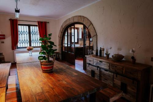 Cotanda - Casa De Monta�a Aislada En El Macizo Del Penyagolosa