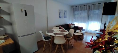 Apartamento La Marina 3