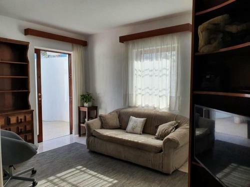 Apartamento Luminoso Con Patio Y Jard�n