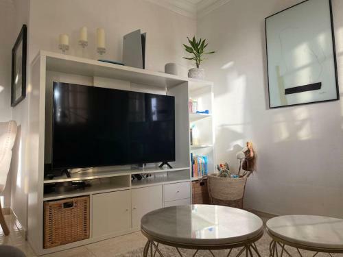 Preciosa Casa Con Jard�n Privado