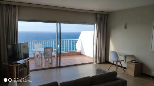 Amplio Apartamento Con Vistas Al Mar