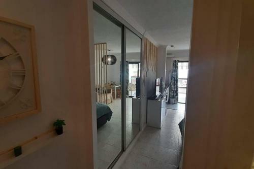 Apartamento Central Studio With Sea View Balcony!