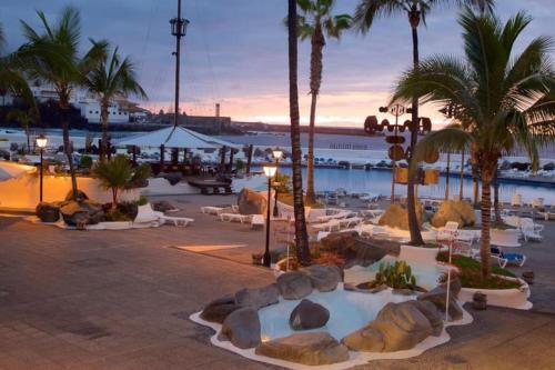 Apartamento Central Studio With Sea View Balcony!