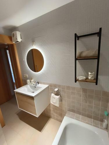 Apartamento A Estrenar En A Pobra Do Carami�al