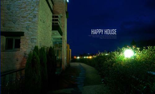 Happy House Pension