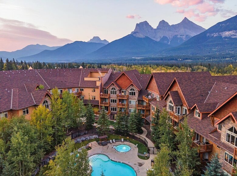 Hotel Stoneridge Mountain Resort