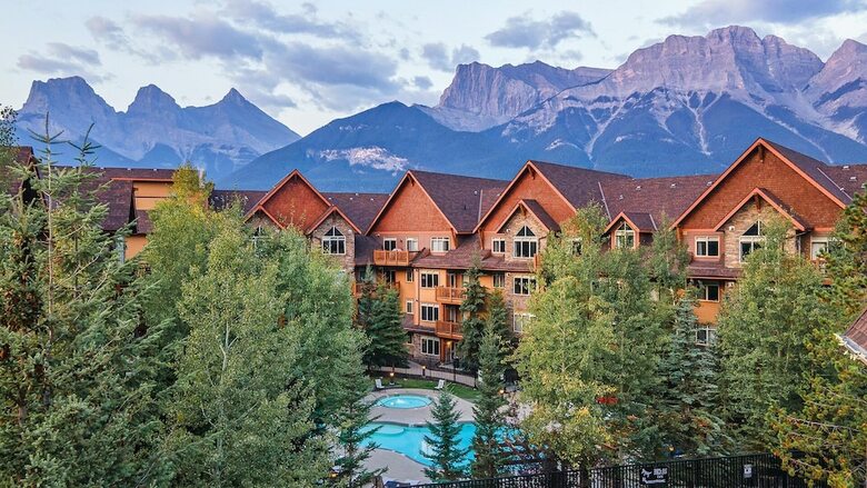 Hotel Stoneridge Mountain Resort