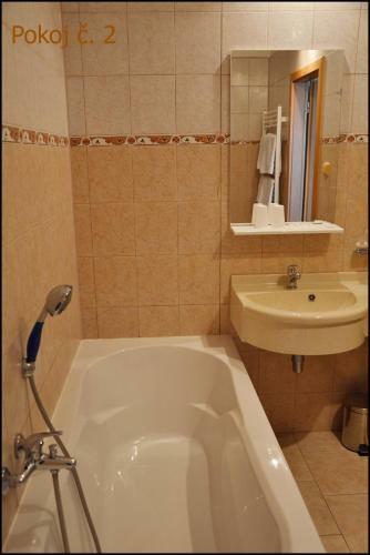 Hostal Penzion Star� Dvur