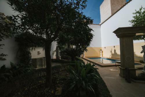 Bed & Breakfast Andalusian Palace