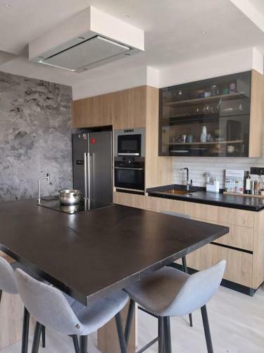 Apartamento Con Terraza En Primera L�nea Mar