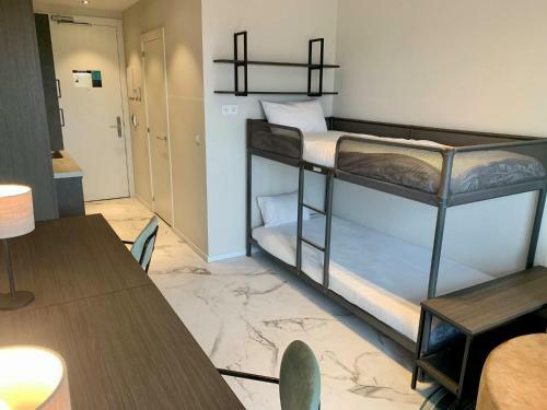 Student Experience Madrid Pozuelo - Luxury Hostel