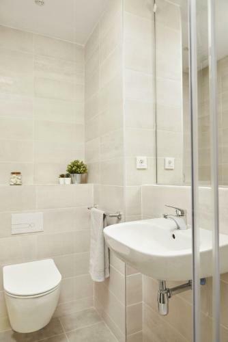 Student Experience Madrid Pozuelo - Luxury Hostel