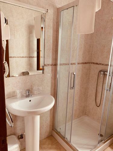 Hostal La Serna