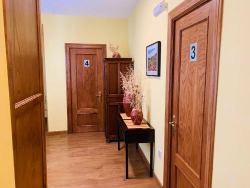 Hostal La Serna