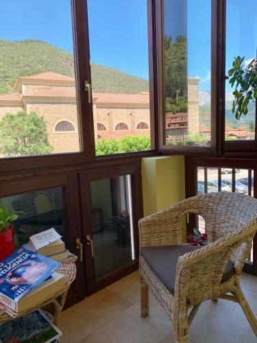 Hostal La Serna