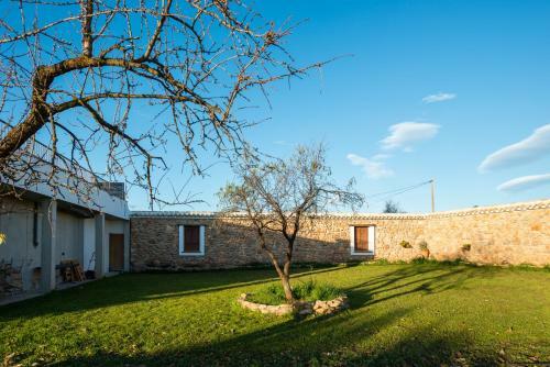 Apartamentos Tur�sticos Rurales Camino R�o Peralta