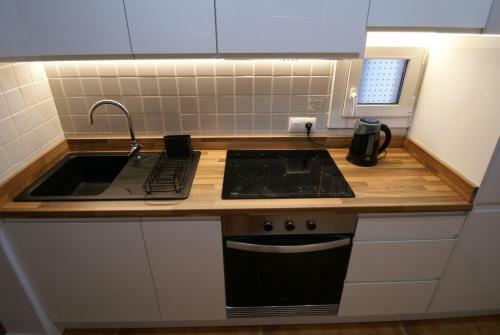 Homely 2 Bedroom Ground Floor Apartment, With Pool