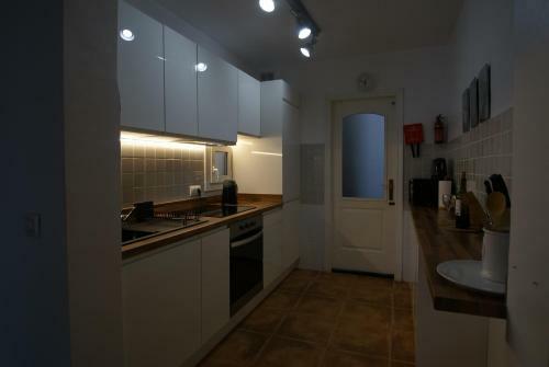 Homely 2 Bedroom Ground Floor Apartment, With Pool