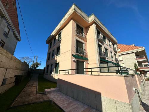 Lovely 1-bed Apartment In Portonovo Spain
