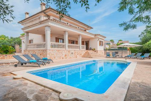 Villa Can Albons