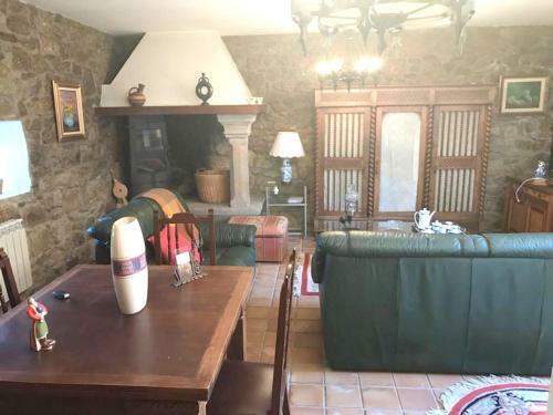 5 Bedrooms Chalet With Terrace And Wifi At Parada