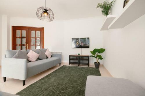 Casa Bella Lalin- 4 Double Bedroom Galician Country Home!