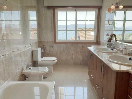 Apartamento Brisa Do La�o